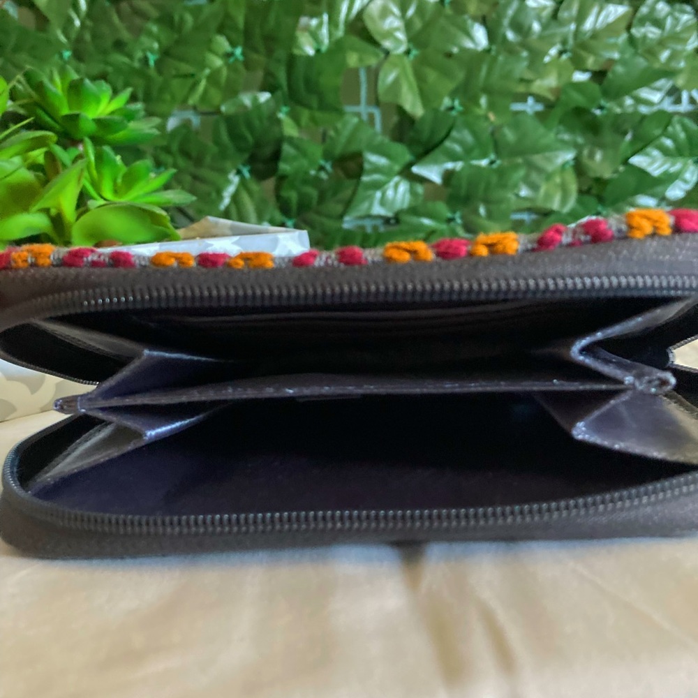 Embroidered Wallet Orange - Picture 2 of 2